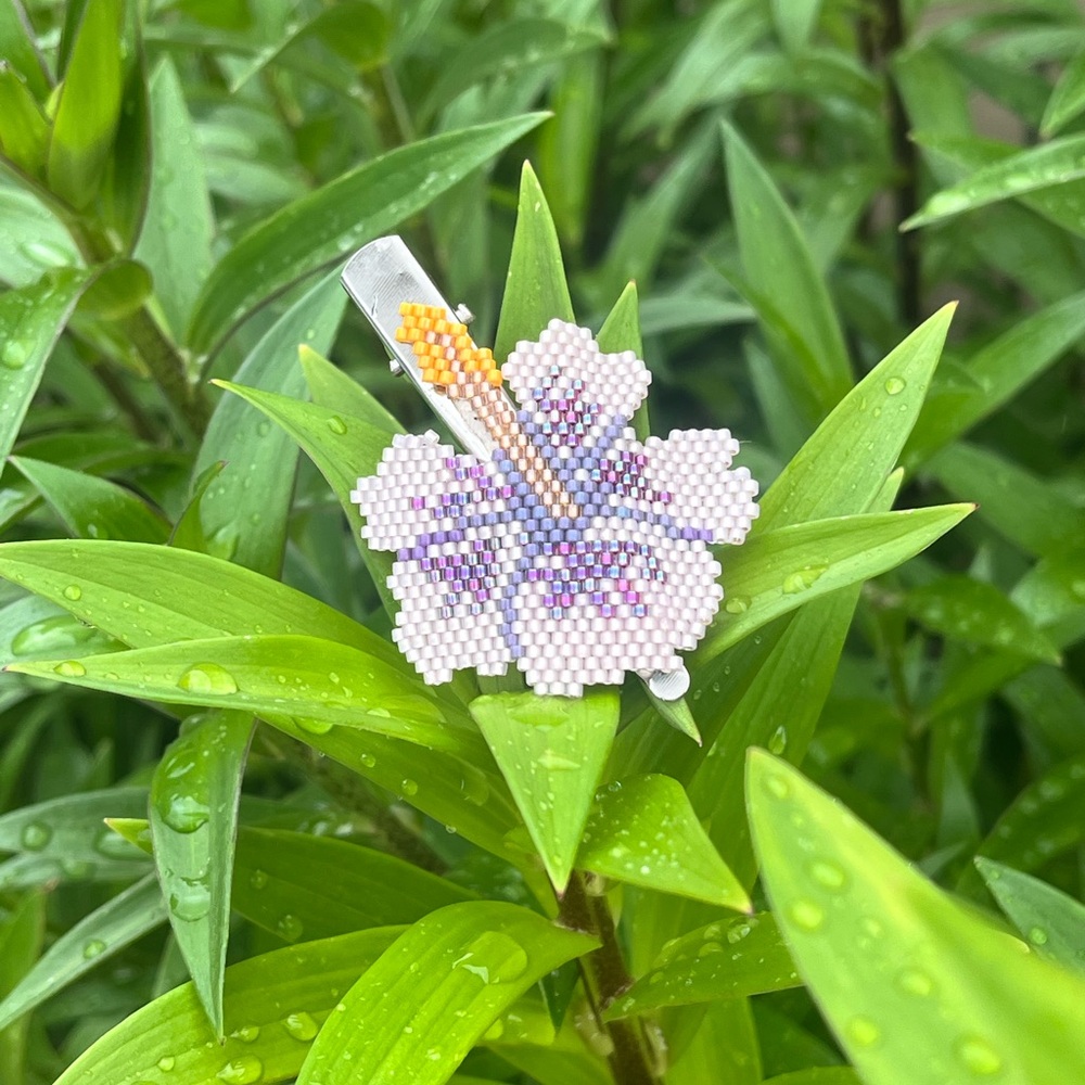 Beaded Flower Hair Clip